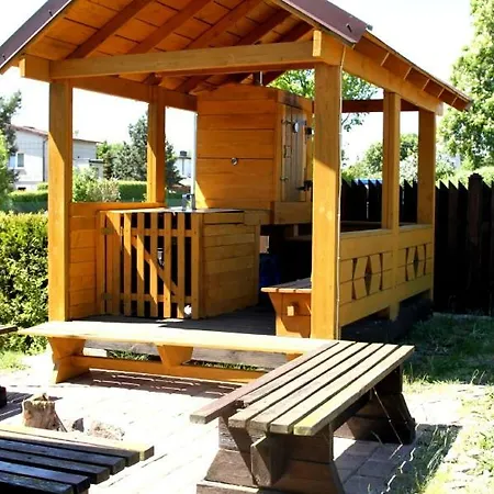 Apartment Leniuchowo Junoszyno